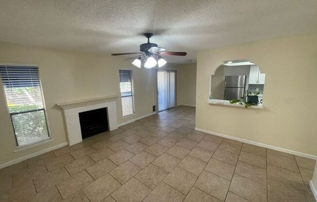 4720 Obannon Dr #B ! Newly Upgraded 2 Bed / 2 Bath !