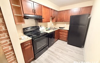 4 University Rd