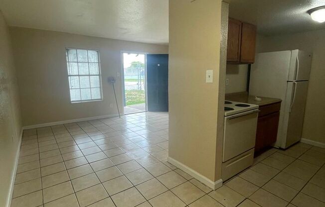 1 bed, 1 bath, 624 sqft, $699, Unit 41