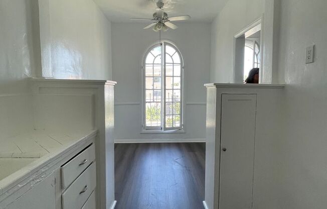 Studio, 1 bath, 575 sqft, $1,345, Unit 202