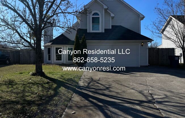 Fantastic 3BR 3BA home in Great Location!