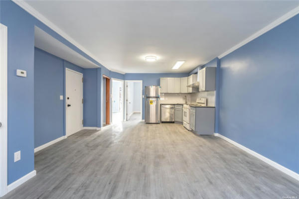 2 beds, 1 bath, $2,600, Unit 2