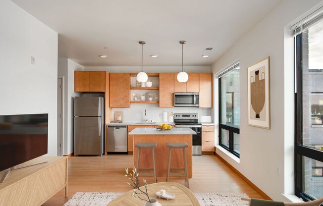 1 bed, 1 bath, 658 sqft, $1,445, Unit B517