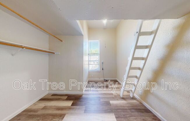 3115 ENCINAL AVE