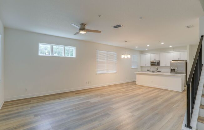 Available Now! 1401 E Michigan St, Orlando, FL 32806