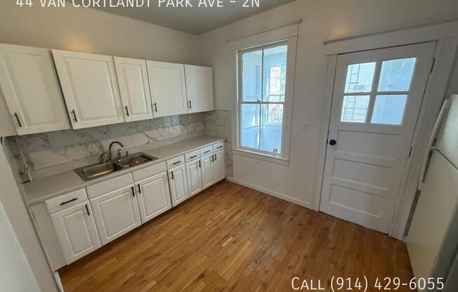 44 VAN CORTLANDT PARK AVE