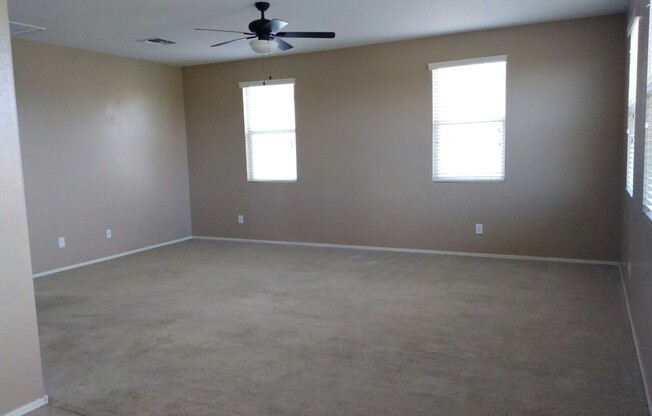 Private Corner lot in Desirable Riverbend Neighborhood