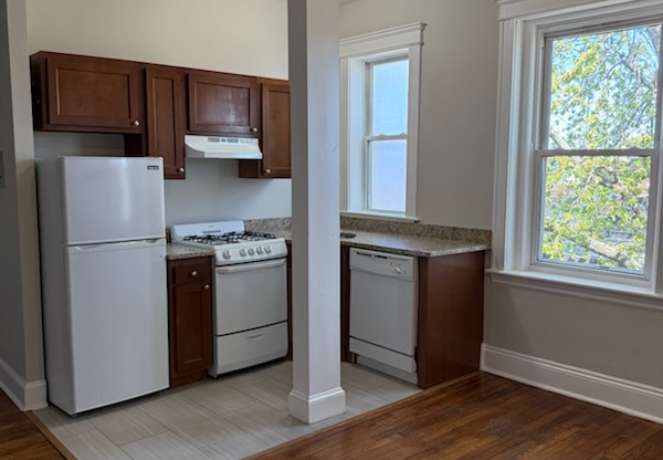 Studio, 1 bath, $2,250, Unit 22