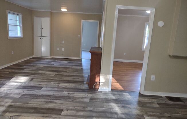 MOVE IN SPECIAL!**** 1/2 OF 1ST MONTH RENT IF YOU MOVE IN BY April 1ST 2024!!