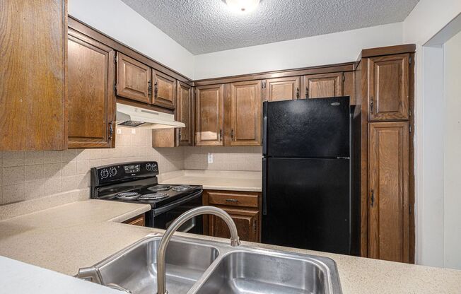 2 beds, 1.5 baths, 1,060 sqft, $1,255, Unit 6908 Unit #108