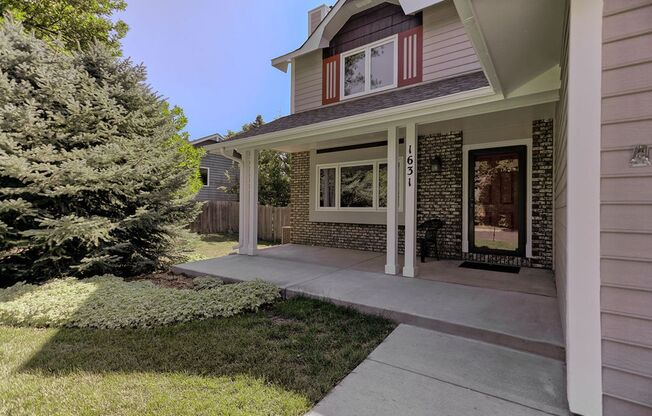 Inviting 3-Bedroom, 2-Bathroom Home in Desirable Parkwood East