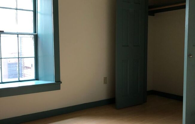 1 bed, 1 bath, 660 sqft, $1,795, Unit Apt. B