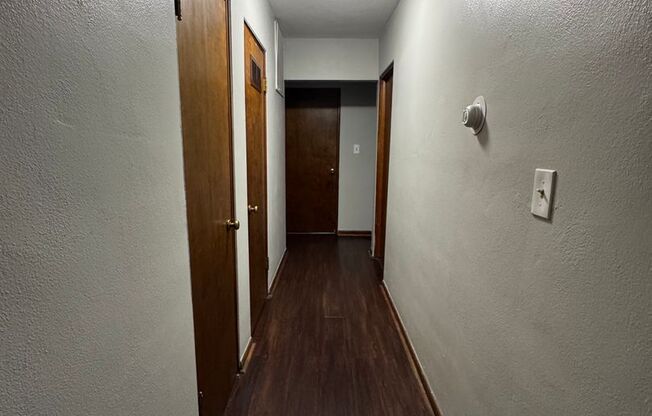 1 bed, 1 bath, $1,000, Unit 18335 1S