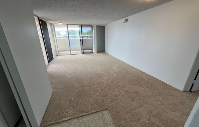 Academy Tower (Ward Ave/Honolulu) - 2 bedrooms, 2 bathrooms, 2 parking, swimming pool