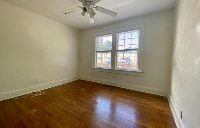 Spanish Oaks Apartment