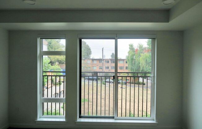 Studio, 1 bath, 429 sqft, $1,574, Unit 213