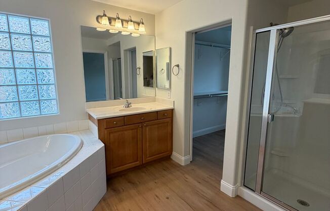 4 beds, 3 baths, $2,295