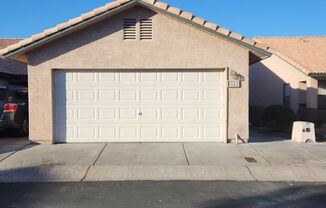 Single-Story 2 Bed, 2 Bath with 2-Car Garage in Gate Community