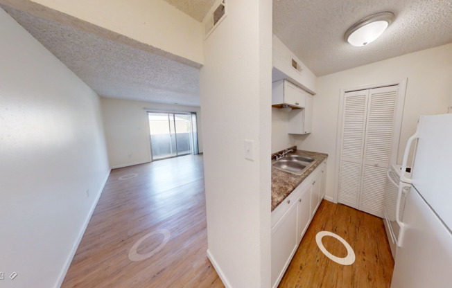 Super cute and Spacious Two-Bedroom Apartment!