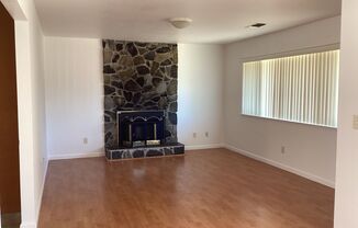 3 beds, 2 baths, $4,200, Unit 01