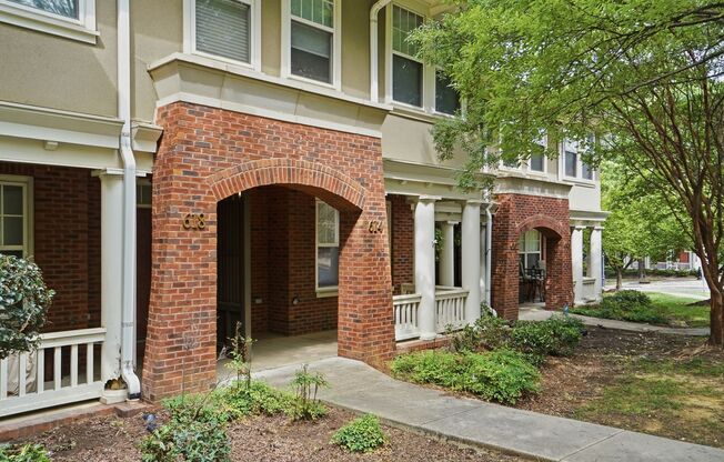 Uptown Charlotte Townhome with Dual Primary Suites