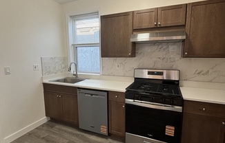 1371 COMMONWEALTH AVE