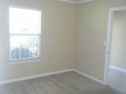 Now Available! Centrally Located Townhome located in Cammaron subdivision in Martinez GA