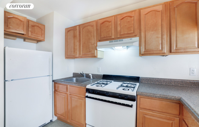 545 W 149 ST