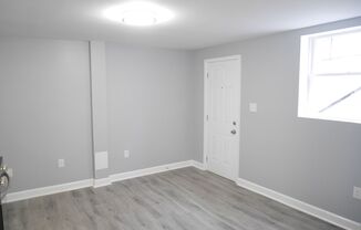 Studio, 1 bath, 350 sqft, $950, Unit 1128SMA- 329-C