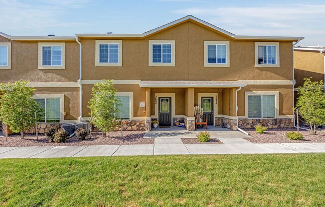 Welcome to The Pines at Forest Meadows 3 Bedroom Townhouse