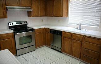 3 beds, 2 baths, $2,095