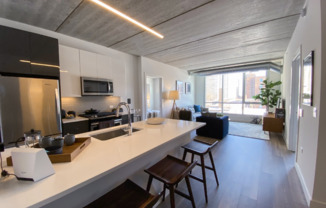 825 W SHERIDAN RD