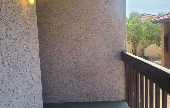 2 beds, 1 bath, 800 sqft, $1,095, Unit 240