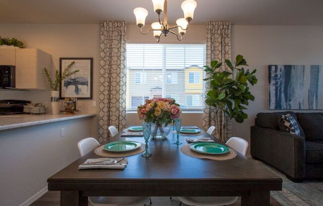 Dining area at San Vicente Townhomes in Phoenix AZ