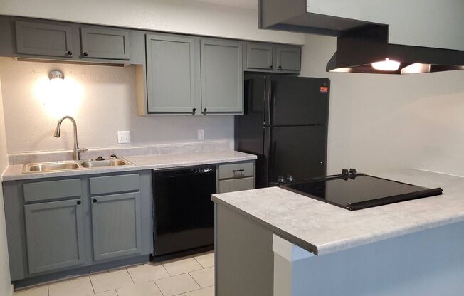 1 bed, 1.5 baths, 786 sqft, $845, Unit 407