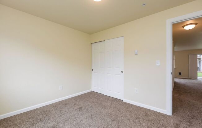2 beds, 1 bath, 864 sqft, $1,600, Unit C1