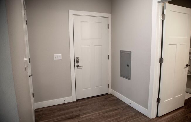 2 beds, 2 baths, $1,950