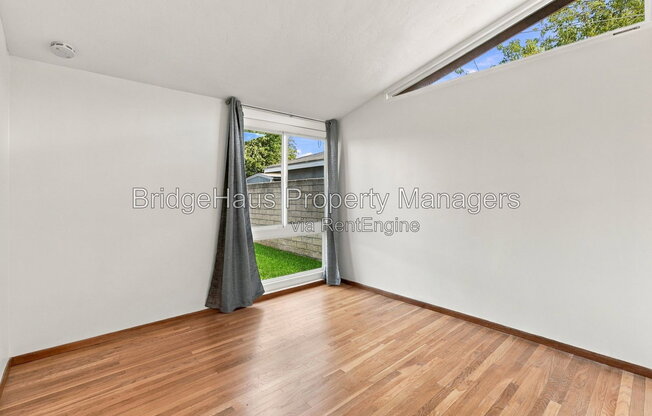 3 beds, 2 baths, 1,492 sqft, $4,200