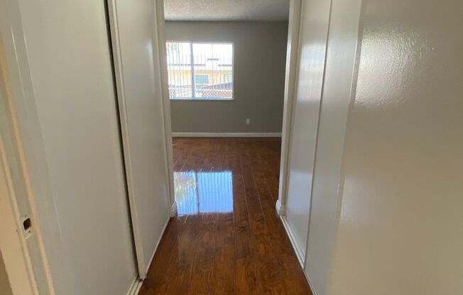 1542 E. 8th St., Ontario