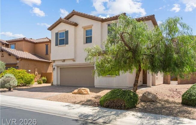4-Bedroom Tuscany Home with Downstairs Suite & Loft