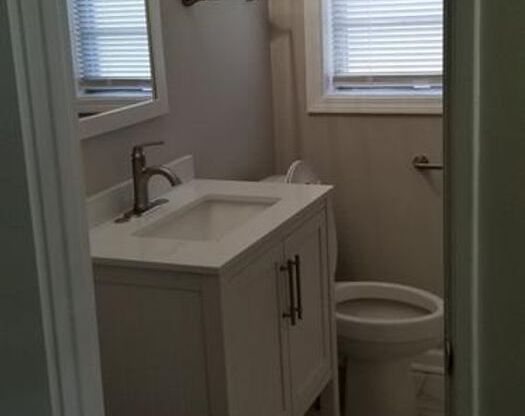 3 beds, 2 baths, $1,200