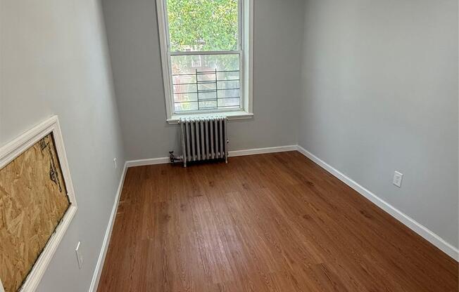 597 E 4 ST