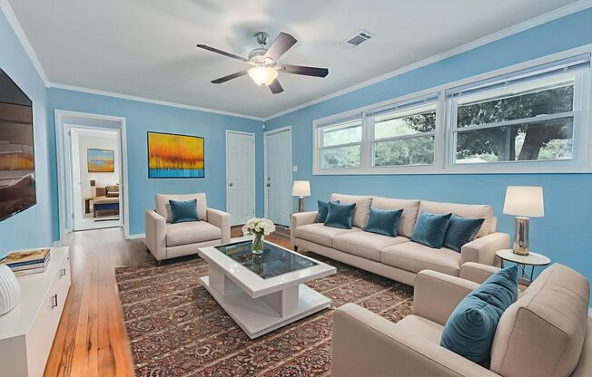 Comfortable Home Minutes from Park Circle