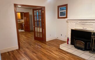 Cozy 2 Bedroom Home Nestled Between Greenlake and the Woodland Park Zoo