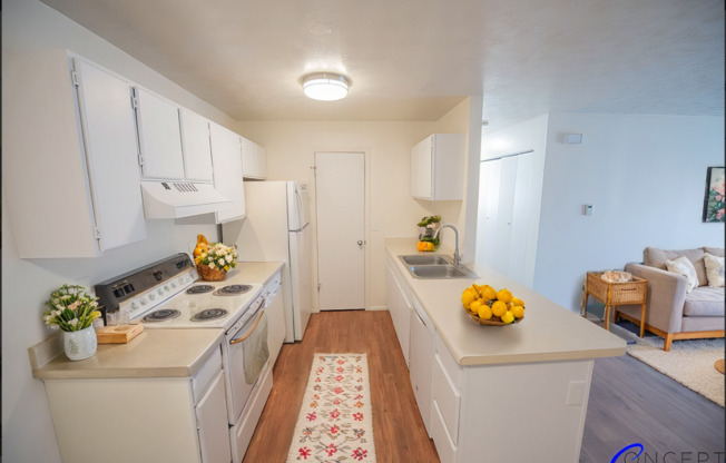 Mill Hollow Crossing