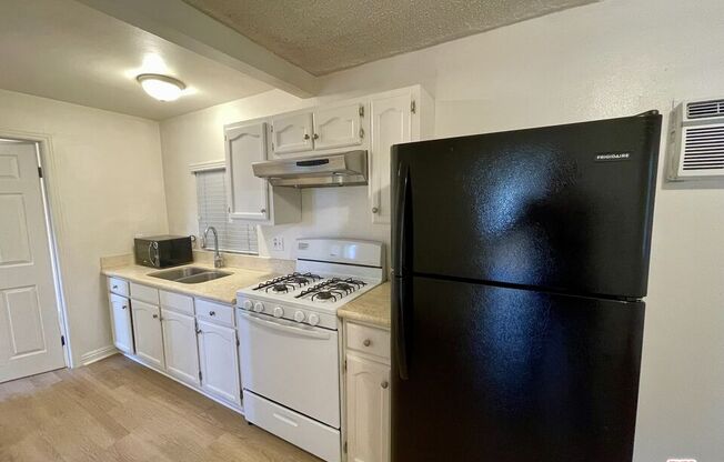 2 beds, 1 bath, 1,000 sqft, $2,495, Unit 3421 5