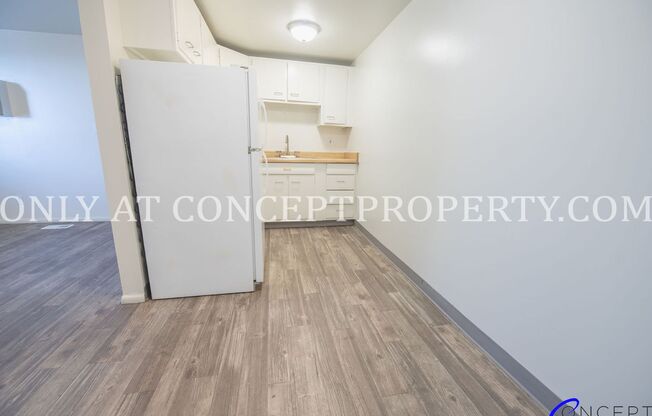 2 beds, 1 bath, 700 sqft, $1,199, Unit 22