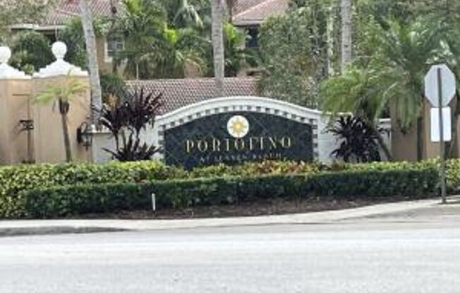 2/2 Condo with Lake Views in Portofino at Jensen Beach