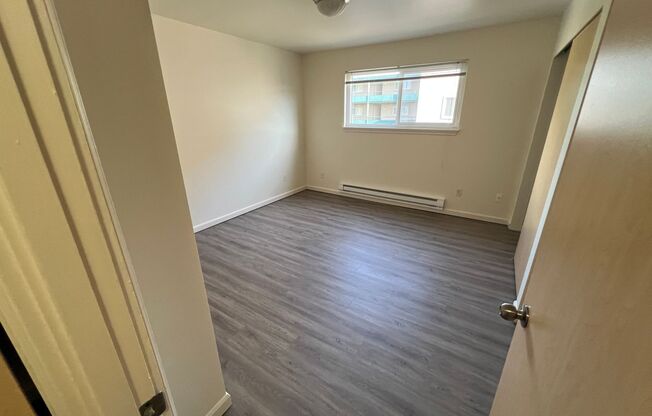 2 beds, 1 bath, 980 sqft, $2,595, Unit C-308