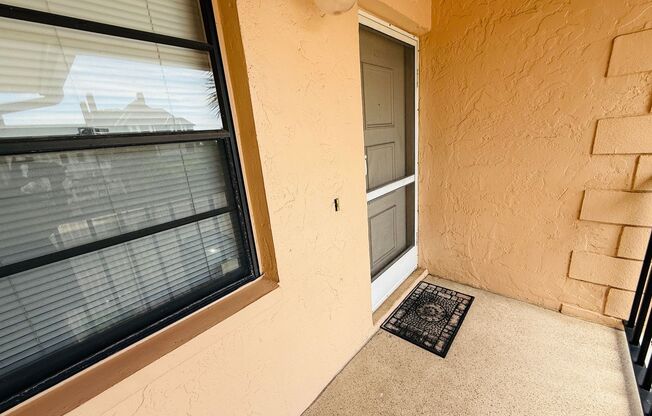2/2 Condo